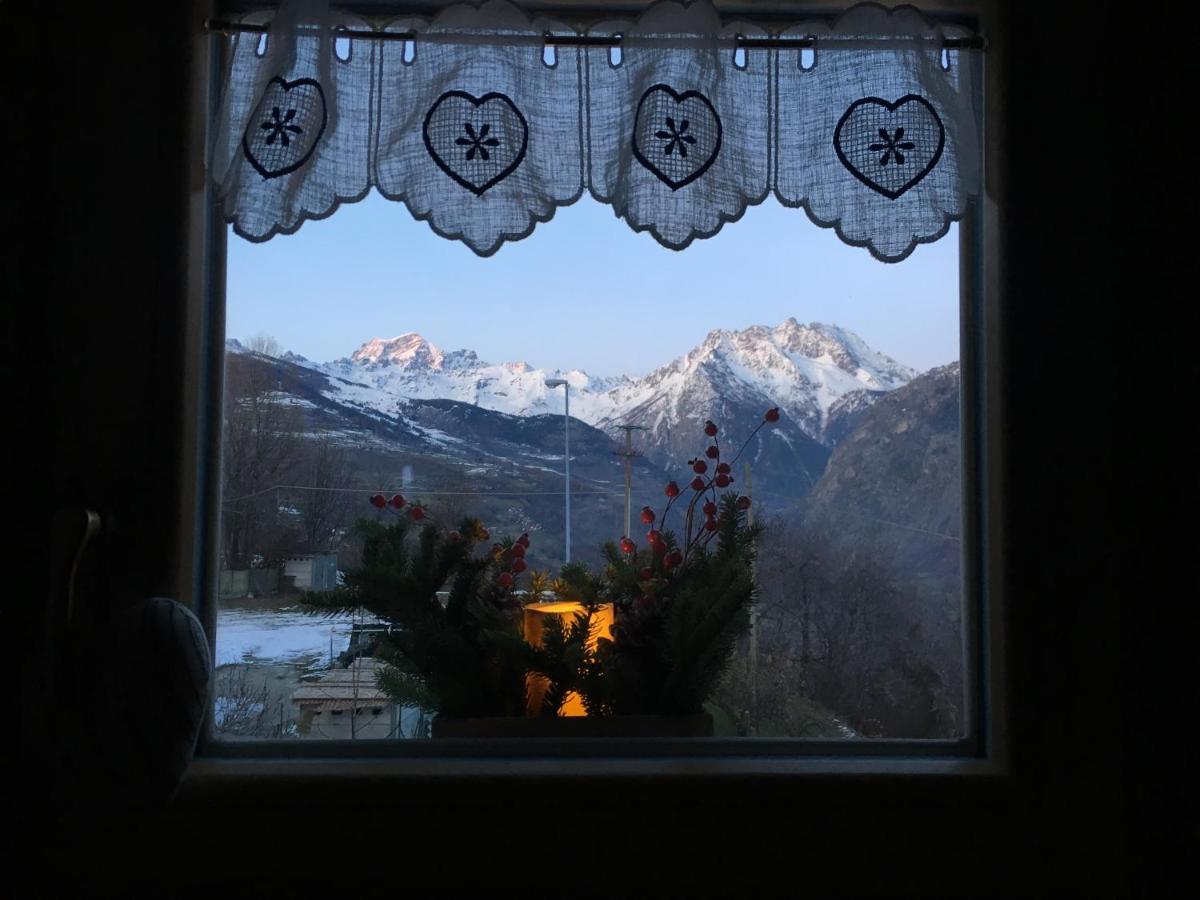 Coeur De Montagne Appartement Gignod Buitenkant foto