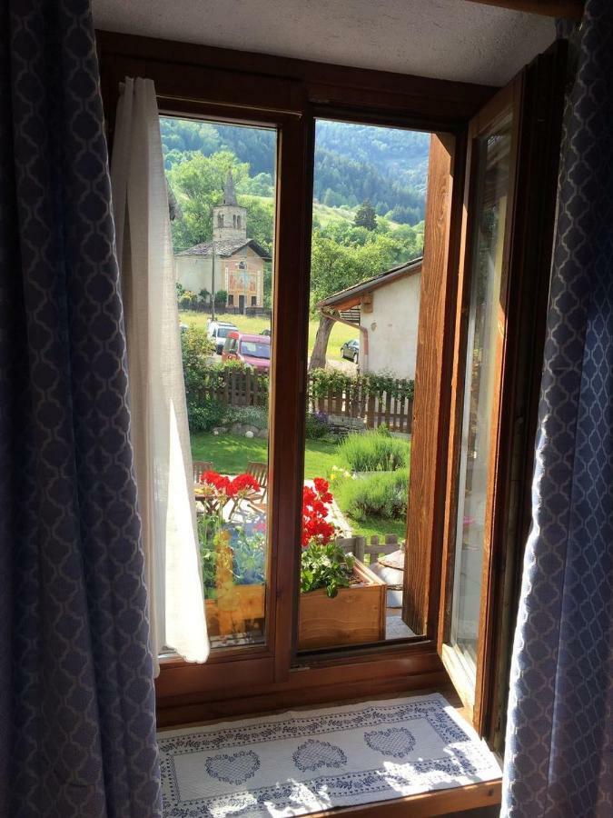 Coeur De Montagne Appartement Gignod Buitenkant foto