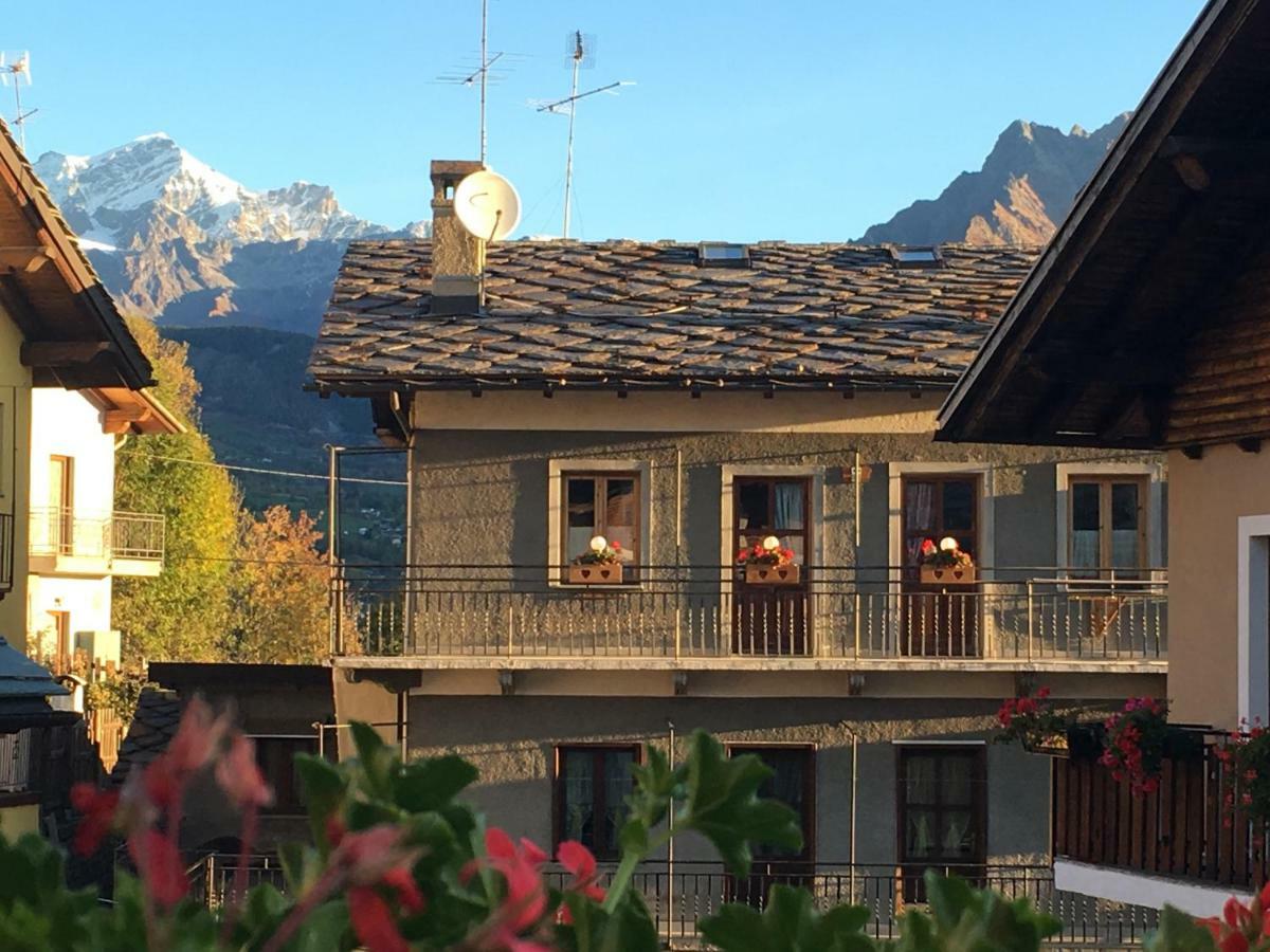 Coeur De Montagne Appartement Gignod Buitenkant foto
